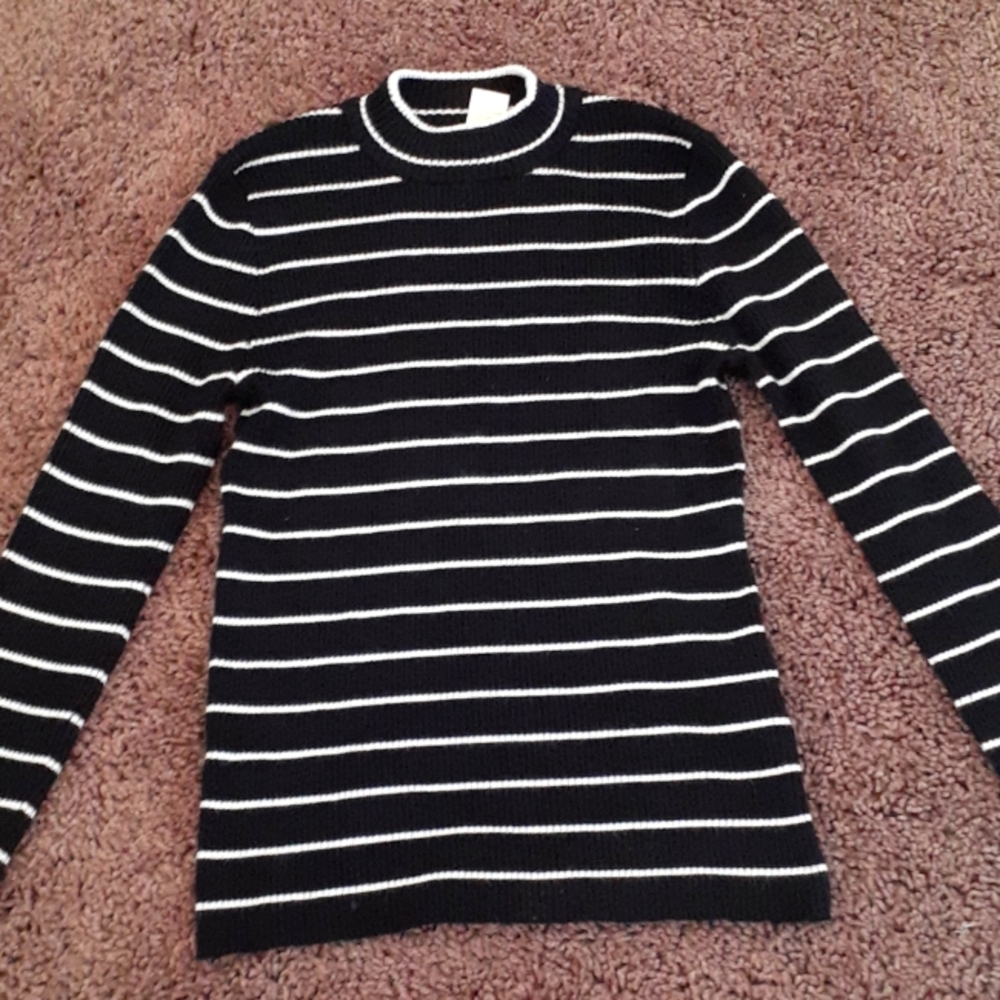 Forever 21,9-10 kids,black and white